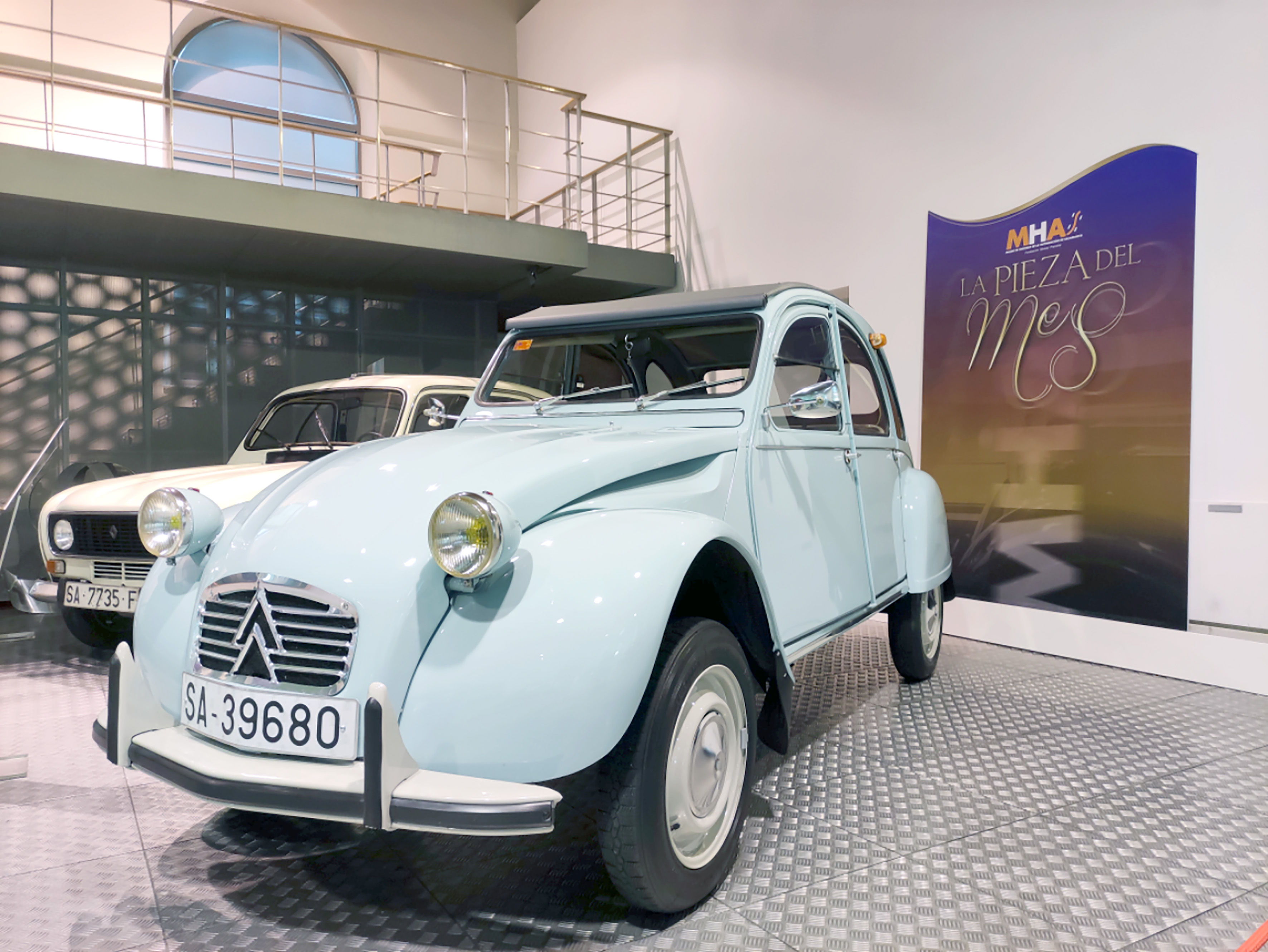 El  Citroen 2 CV  nueva pieza del mes de diciembre en el MHAS