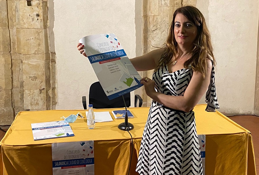 La concejala de Cultura  Maria Victoria Bermejo