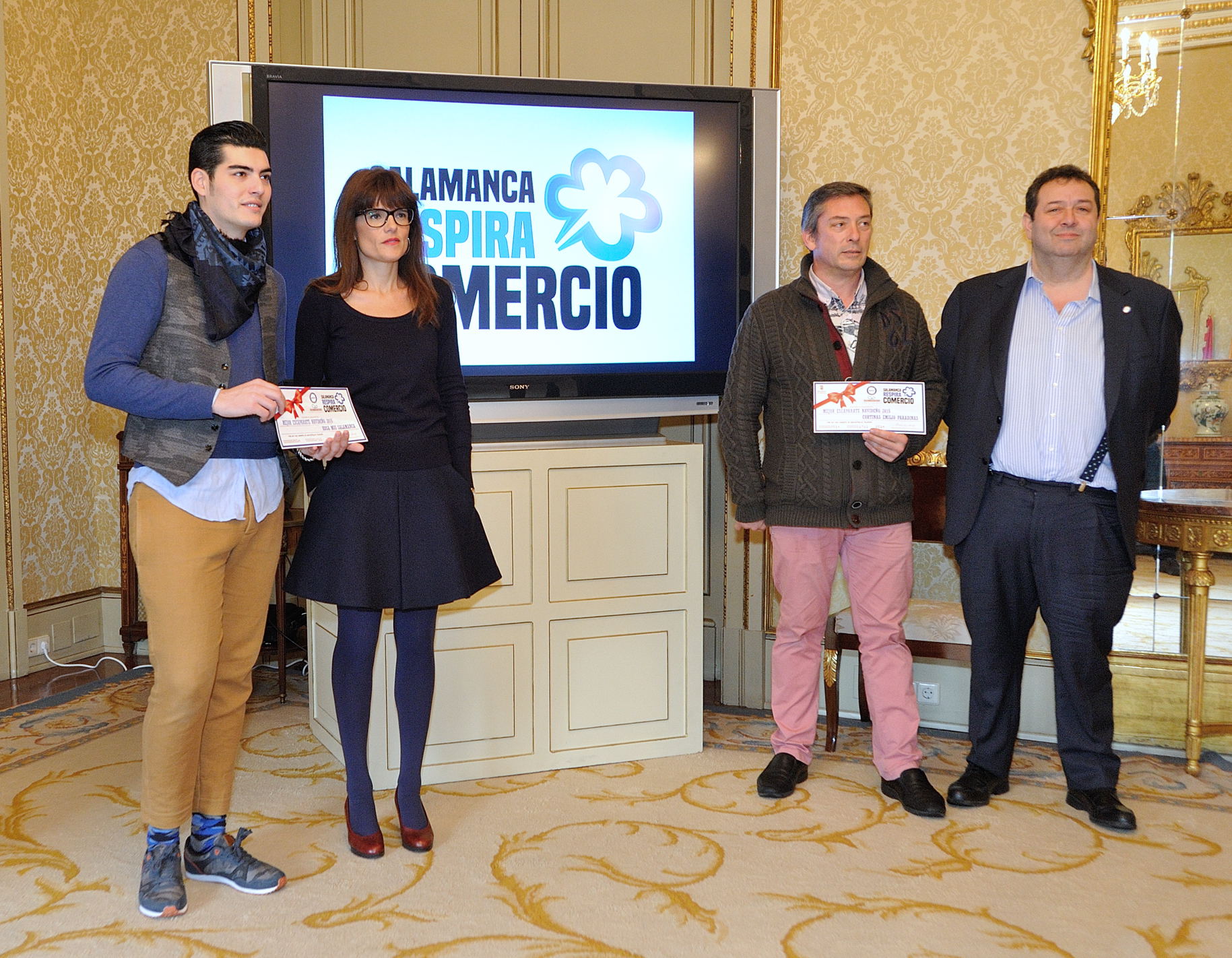 El Salon de Recepciones del Ayuntamiento ha acogido hoy la entrega de premios del concurso