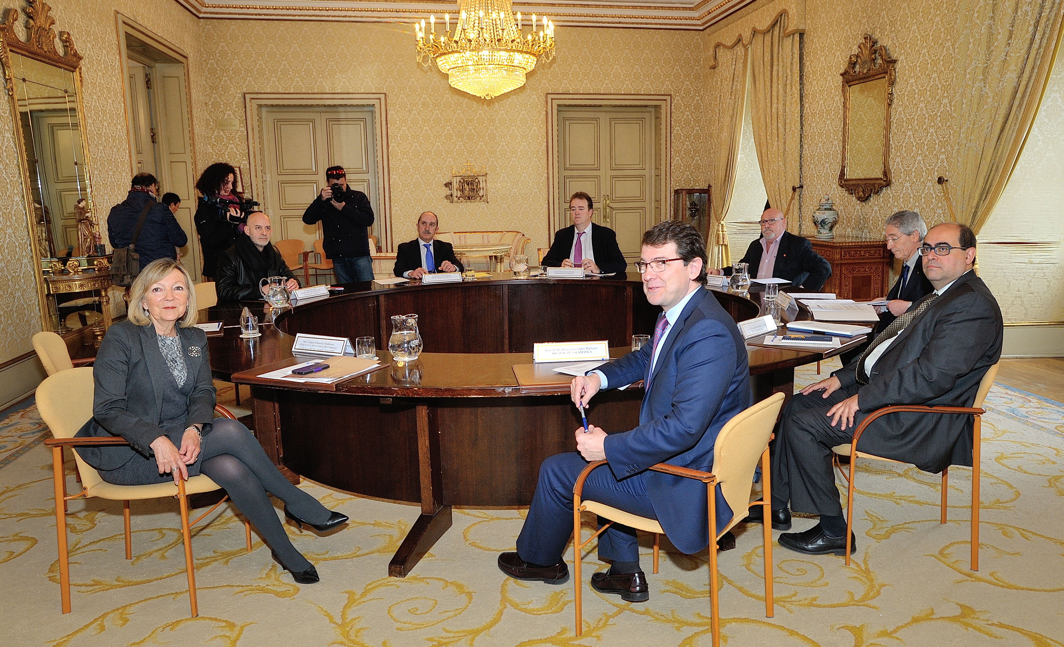 El alcalde presidio la reunion del Consejo de Dialogo Social de la Ciudad de Salamanca