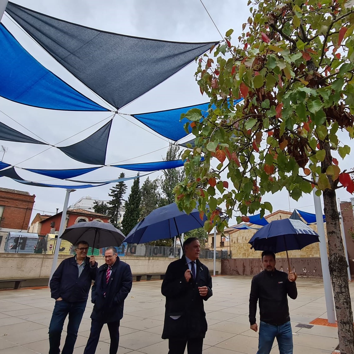 Carlos Gª Carbayo visita el barrio de Tejares y las mejoras realizadas