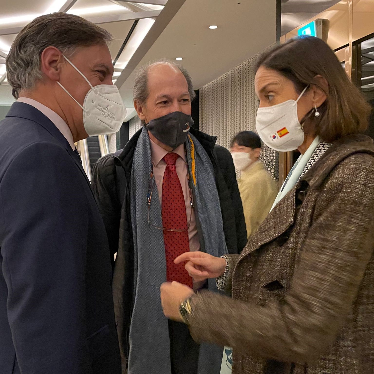 Carlos Gª Carbayo junto a la ministra de Turismo  Reyes Maroto  en Corea del Sur