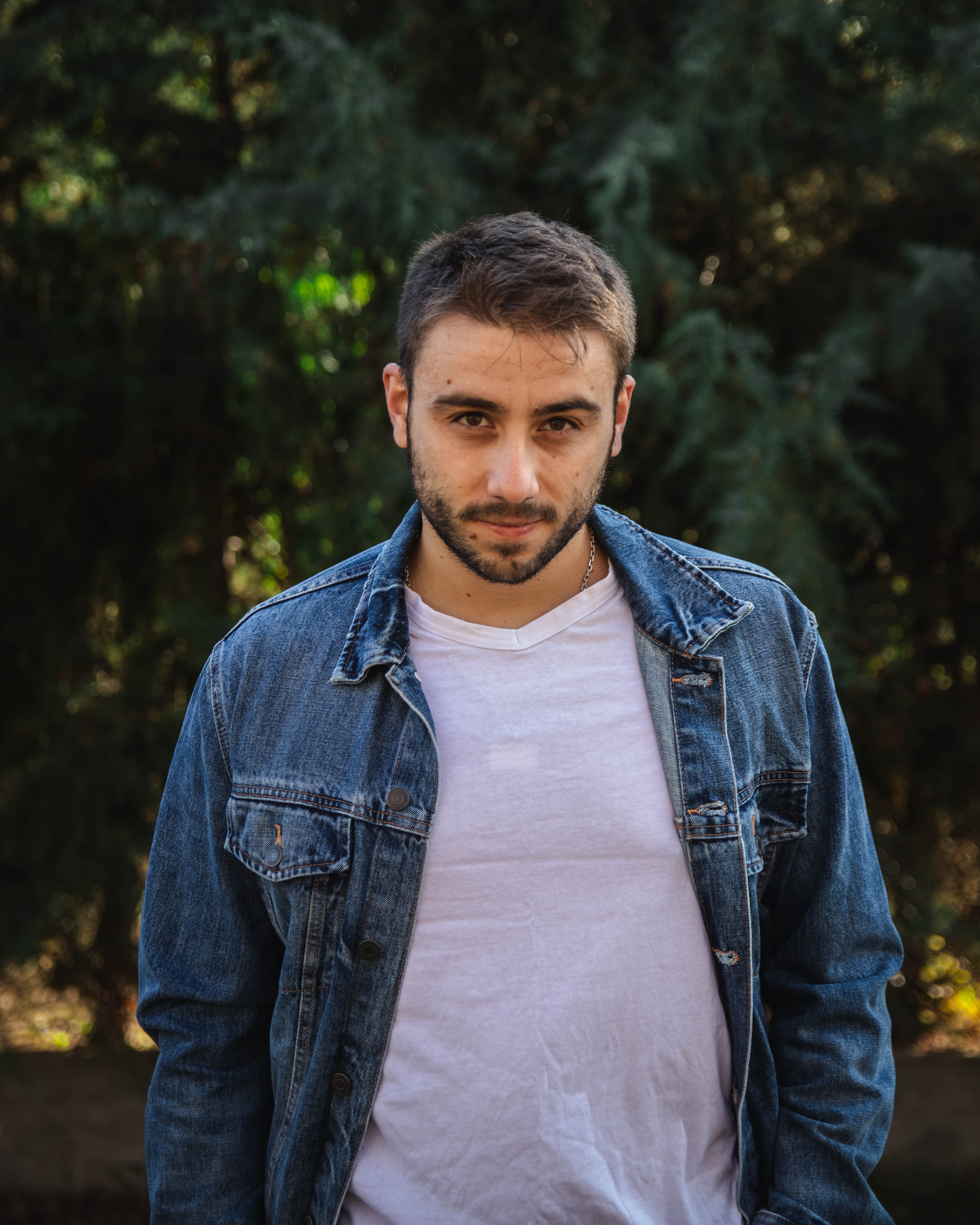 El escritor salmantino Ruben Juy presenta manana su novela  Silentium